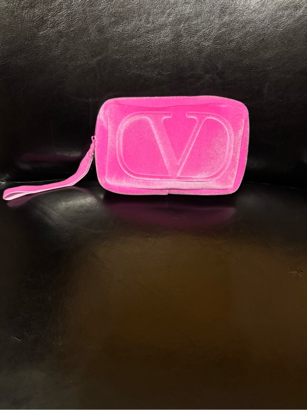 Valentino Garavani Hot Pink Velvet Wristlet Travel Pouch Wrist Bag Clutch